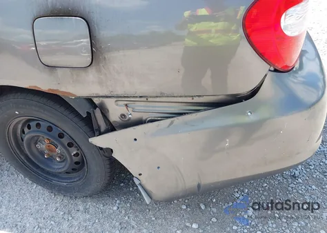 2004 Toyota Camry Le from USA, damaged, VIN 4T1BE32K44U848967